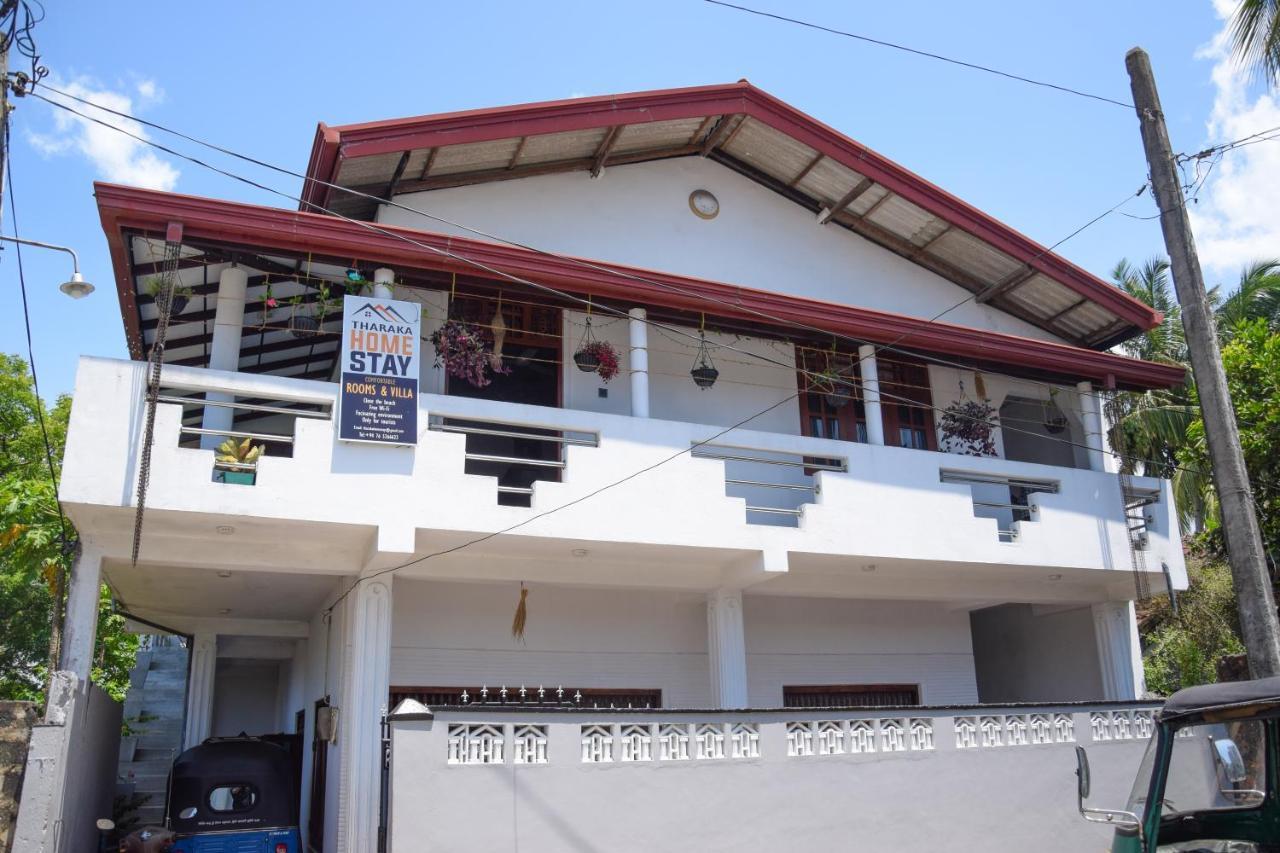 Tharaka Homestay เวลิกามา ภายนอก รูปภาพ