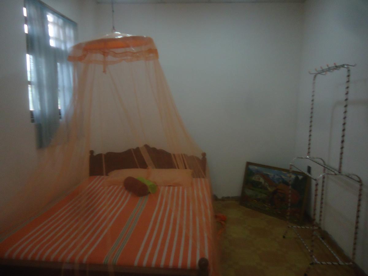 Tharaka Homestay เวลิกามา ภายนอก รูปภาพ