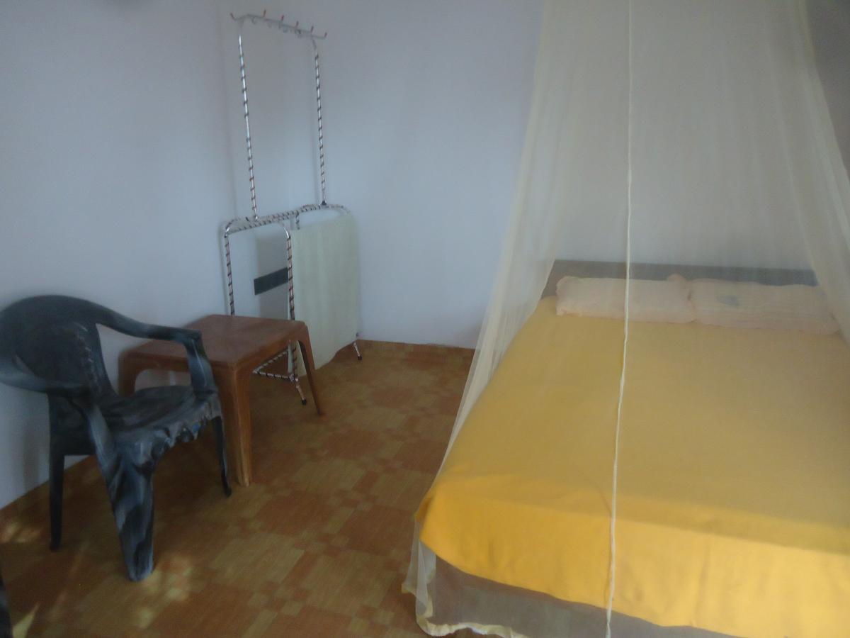 Tharaka Homestay เวลิกามา ภายนอก รูปภาพ